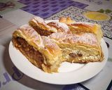 Almás és túrós kígyórétes recept fázis 7 fotója