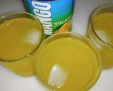 A picture of step 2 of Mango Squash.