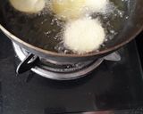 A picture of step 2 of Homemade Potato chips Parantha pizza.
