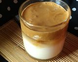 Foto langkah ke 5 dari resep Dalgona coffee.
