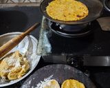 लौकी भाजी पराठा विथ दही चटणी (lauki bhaji paratha recipe in marathi) रेसिपी स्टेप 3 फोटो 