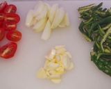 Foto langkah ke 2 dari resep Tumis Cumi Brokoli.