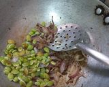 A picture of step 3 of Broad Bean Seed sabzi.