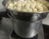 A picture of step 7 of Semolina Balls.