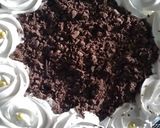 A picture of step 7 of Black froest cake.