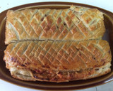 Foto del paso 4 de la receta: Rulo de hojaldre relleno🍅🧀