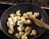 Foto del paso 6 de la receta: Crema de coliflor con virutas de jamón