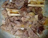 A picture of step 1 of Beef stew.