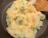 વેજ ઉપમા (Veg Upma Recipe In Gujarati) રેસીપી સ્ટેપ2ફોટો