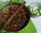 Hình bước làm 3 của món Thịt heo kho quéo