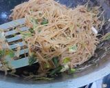 Foto langkah ke 7 dari resep Nasi Rames (Suwir Tongkol Cabe Ijo + Telur Dadar Tahu + Bihun Goreng Cabe Ijo).