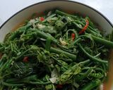 Foto langkah ke 5 dari resep Tumis Pucuk daun labu.