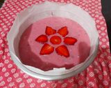 A picture of step 4 of Strawberry Cake 🍓🍰.