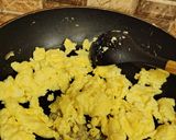 صورة لخطوة 2 من وصفة سويويا (بلاليط بالبيض)🥚🍳