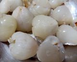Foto langkah ke 2 dari resep Pink Ice Buah Leci Coco Pandan.