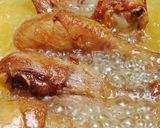 Foto langkah ke 4 dari resep Ayam Goreng Kremes.