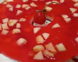 Foto langkah ke 7 dari resep Puding Jelly Susu Buah Merdeka.