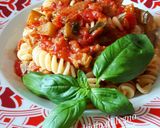 Foto del passaggio 7 della ricetta Fusilli al sugo rustico di melanzane