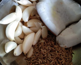 खान्देशी परंपरा वांगी डाळ (vangi dal recipe in marathi) रेसिपी स्टेप 2 फोटो 