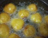 Foto langkah ke 3 dari resep Bola-Bola Ubi Salju.