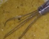 Foto langkah ke 2 dari resep Banana Muffin No Mixer.
