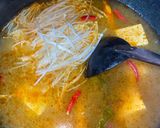 Foto langkah ke 4 dari resep Tom Yum.
