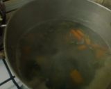 Foto del paso 1 de la receta: Sopa de pollo y camarón