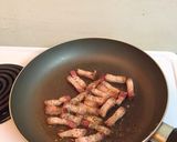 Hình bước làm 2 của món Cải Brussels xào bacon