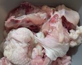 Foto langkah ke 1 dari resep Chicken Bone Clear Soup.