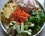 নিরামিষ সব্জীর ঝাল চচ্চড়ি (niramish sabjir jhaal chacchari recipe in Bengali) রেসিপির ধাপ 1 ছবি