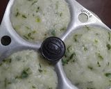 A picture of step 3 of Coriander flavoured steamed cakes.