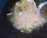 Foto langkah ke 3 dari resep Mie sagu kuah.