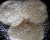 A picture of step 7 of Potato Mathri.