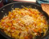 Foto del paso 3 de la receta Macarrones con pisto de verduras y crujiente de queso