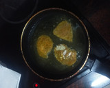 Foto del paso 4 de la receta: Solomillo con zanahoria, guisantes y papas fritas al ajillo