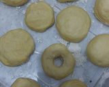 Foto langkah ke 7 dari resep Donat Kentang.