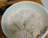 รูปขั้นตอนการทำที่ 3 ของ หนังไก่ทอดอันมอดไหม้ ด้วยหม้อทอดไร้น้ำมัน