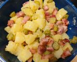 Foto del paso 2 de la receta: Ensaladilla de patata con huevos fritos y salsa ranchera