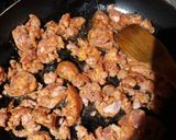 Foto del paso 1 de la receta: Algo distinto para once: longanizas y huevos