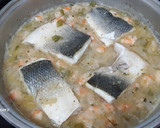Foto del paso 8 de la receta: Lubina en salsa con langostinos
