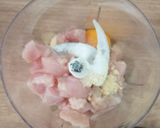 Foto langkah ke 1 dari resep Bakso Rambutan Kuah.