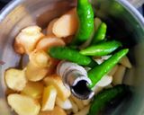 A picture of step 1 of Ginger garlic green chilli paste.