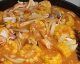 Foto langkah ke 6 dari resep Cumi Udang Saos Padang.