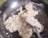 नारळ गुलकंद मोदक (naral gulkand modak recipe in marathi) रेसिपी स्टेप 4 फोटो