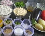 A picture of step 1 of Litti Chokha.