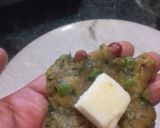 A picture of step 4 of Aloo bonda.
