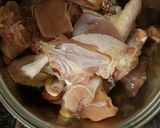 Hình bước làm 1 của món Canh gà hầm
