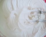 Foto langkah ke 1 dari resep Bolu Kukus Ketan Hitam Keju Lumer.