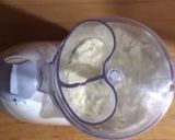 Foto del passaggio 2 della ricetta Frolla samblè aromatizzata al limone 🌷