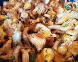 Une image de l'étape 1 de Omelette aux girolles.